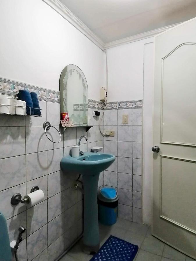 Fabuluz Luxury At Princess Place Malolos Buitenkant foto
