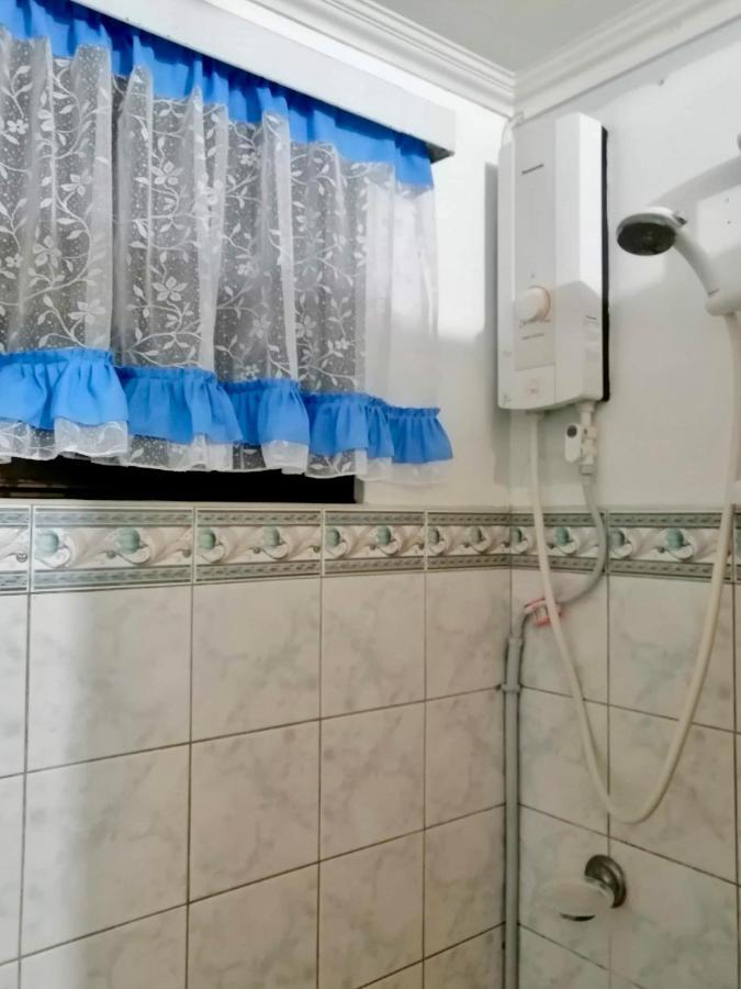Fabuluz Luxury At Princess Place Malolos Buitenkant foto