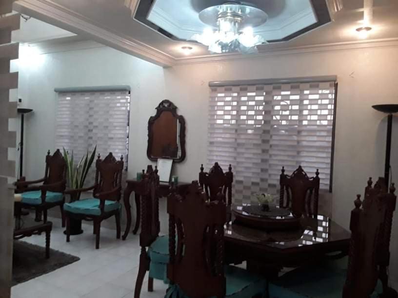 Fabuluz Luxury At Princess Place Malolos Buitenkant foto